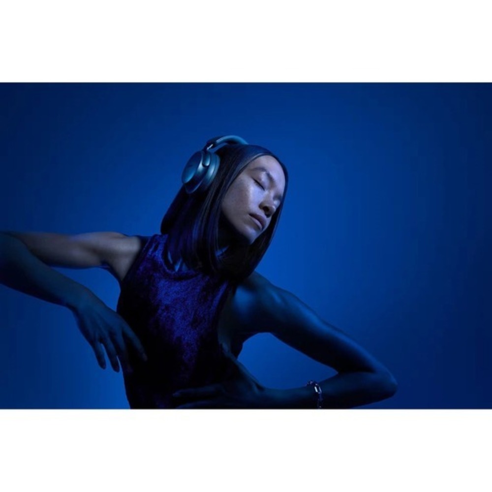 New! Bose QuietComfort ULTRA Noise Cancelling Bluetooth Wireless Headphones Blue - Picture 5 of 10